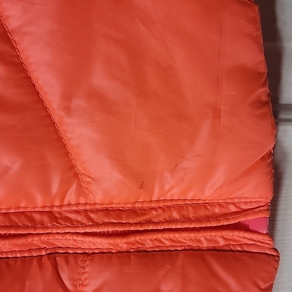 AEROPOSTALE puffer vest, womans' size S. - Picture 3 of 5